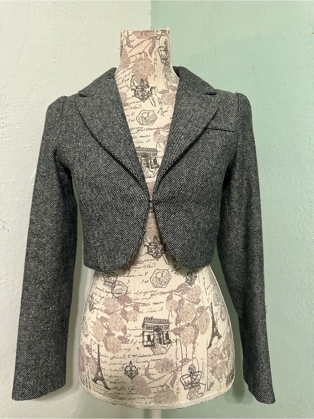 Y2K vintage Twenty One Cropped Grey Tweed Blazer size small wool blend